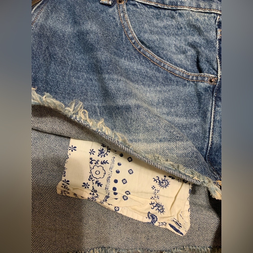 067 Free People NWOT MSRP $118.  Denim Overalls - Picture 5 of 5